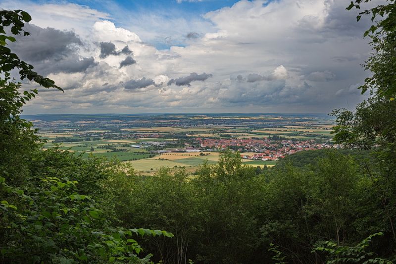 Blick von der Frankenhöhe bis zur Rhön